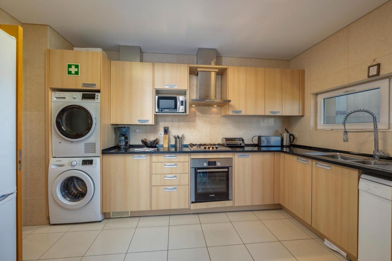 Algarve Beach Apartments อัลบูเฟรา ภายนอก รูปภาพ