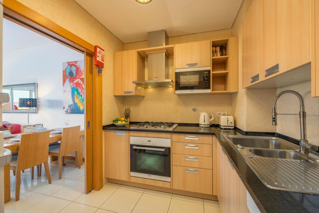 Algarve Beach Apartments อัลบูเฟรา ภายนอก รูปภาพ