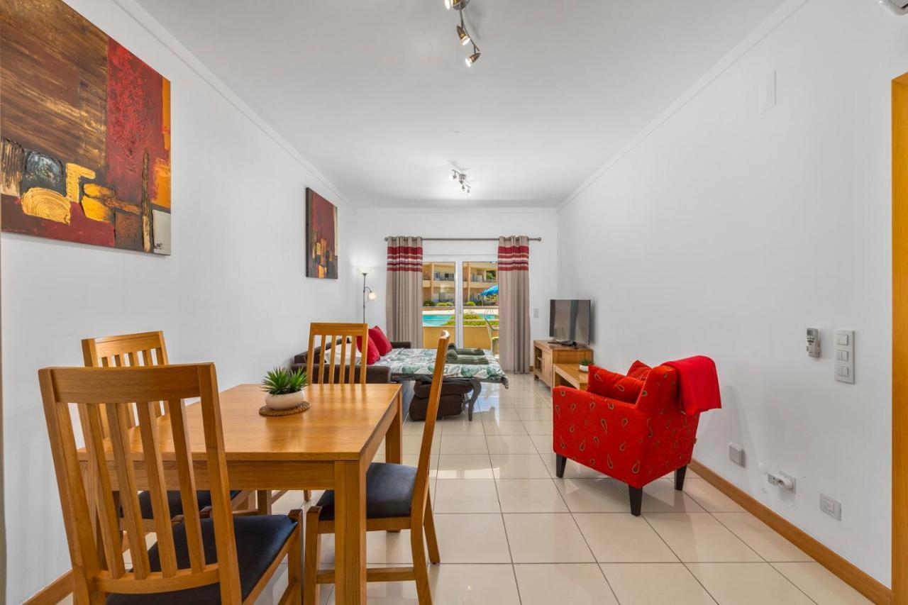 Algarve Beach Apartments อัลบูเฟรา ภายนอก รูปภาพ