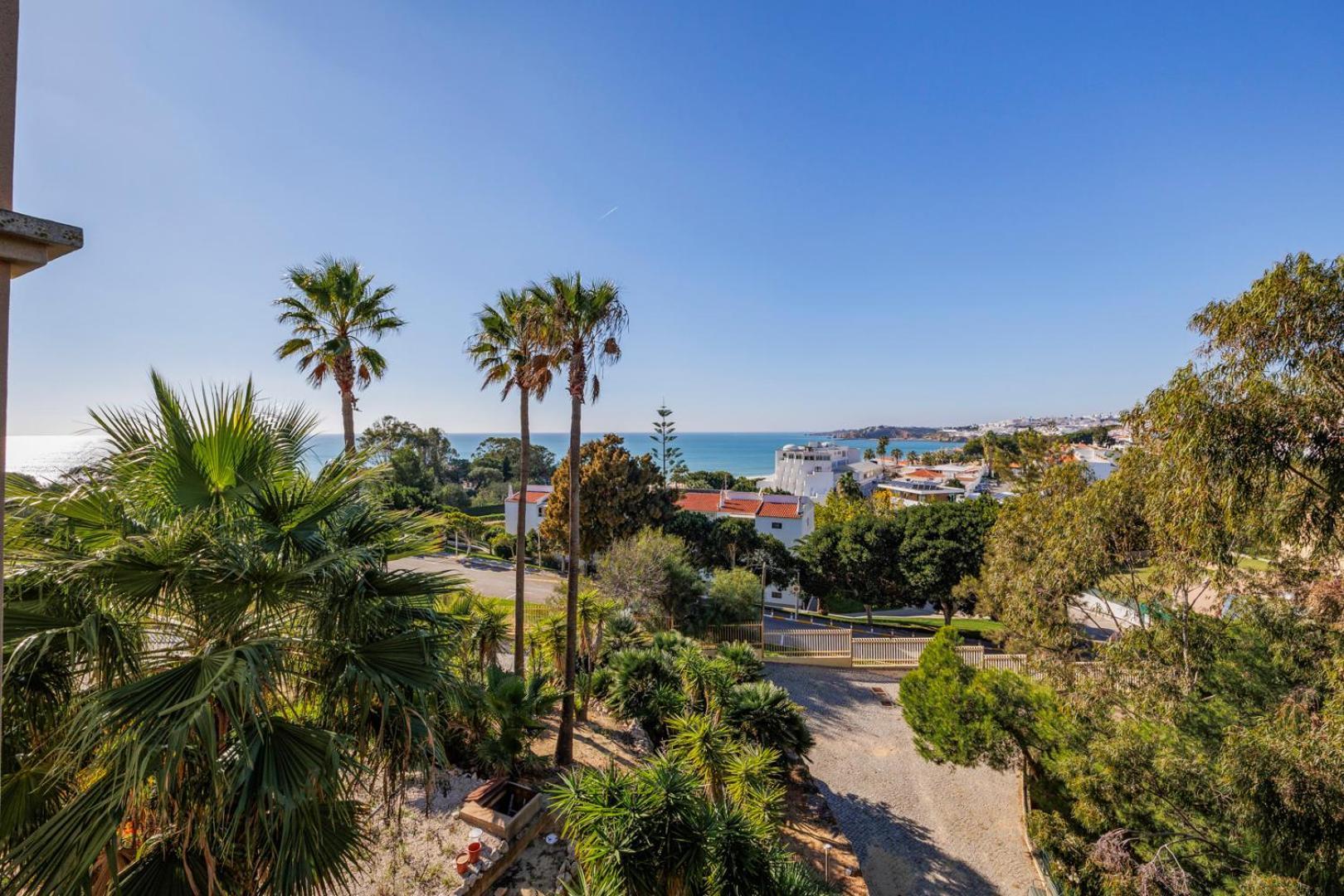 Algarve Beach Apartments อัลบูเฟรา ภายนอก รูปภาพ