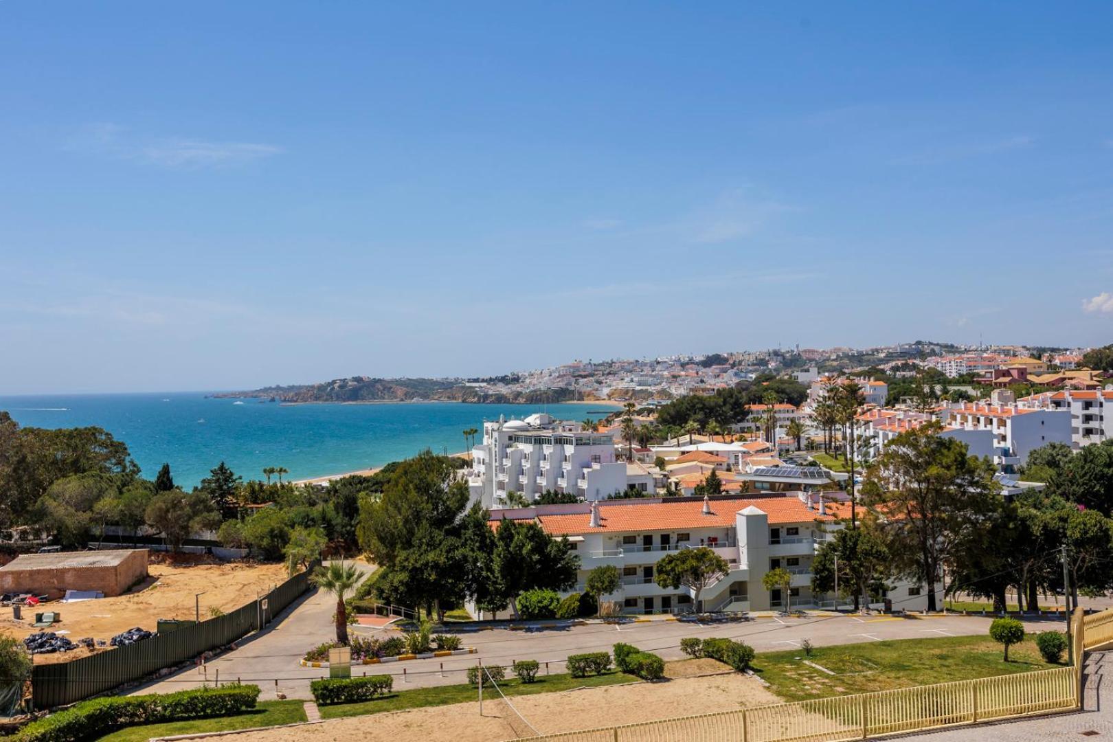 Algarve Beach Apartments อัลบูเฟรา ภายนอก รูปภาพ