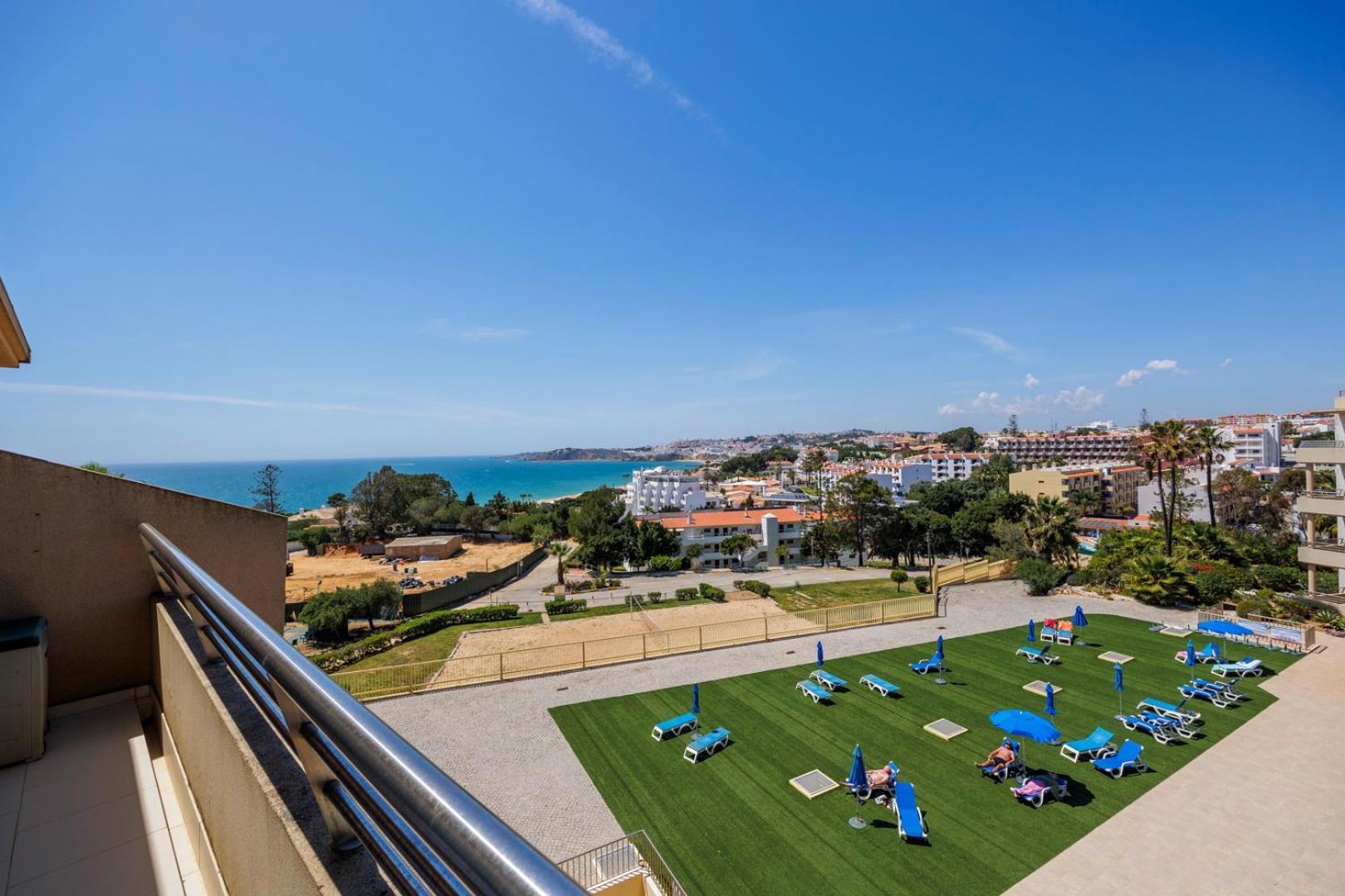 Algarve Beach Apartments อัลบูเฟรา ภายนอก รูปภาพ